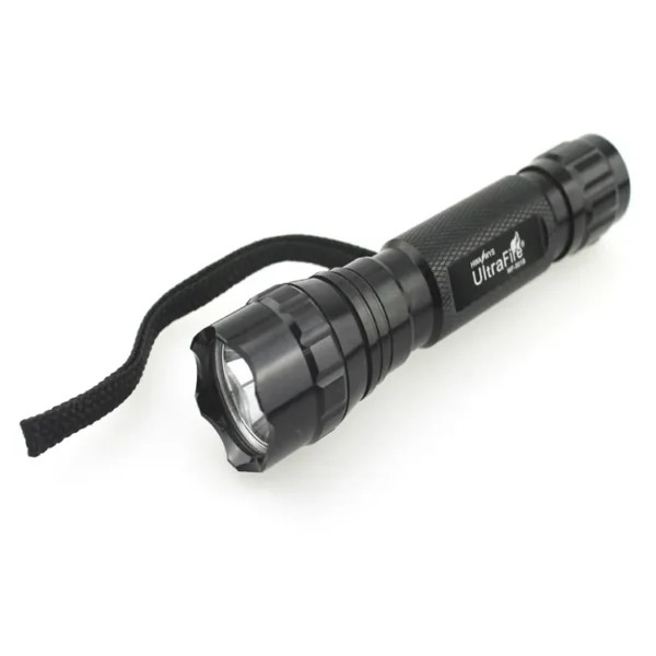 1 rechargeable torch Ultra Fire 501B CREE XP-L V5 1800 Lumens