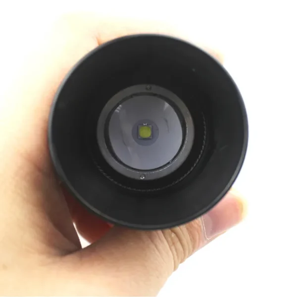 good flashlight Ultra Fire C12 CREE XP-L V5 2000lm