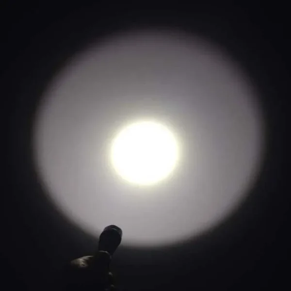 16 super bright flashlight Ultra fire 501B CREE XP-L HI V3 1600lm