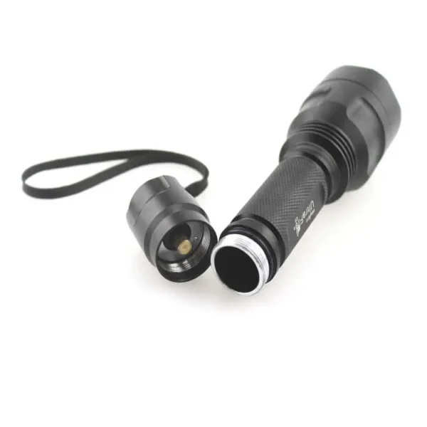 3 best flash light Ultra fire C8 CREE XP-L HI V3 1600lm