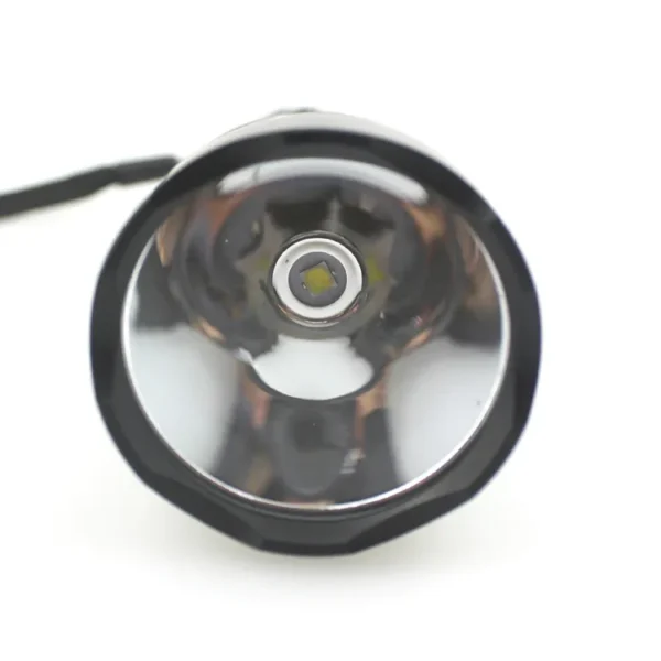 good flashlight Ultra Fire C12 CREE XP-L V5 2000lm