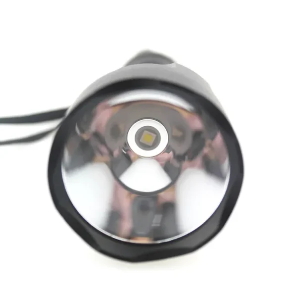 6 torch lights Ultra fire C8 CREE XP-L HI V3 1600lm 10x7135 Driver