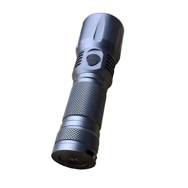 10 powerful flash light X6 12W XPL 1095 Lumens Middle Switch Type-C