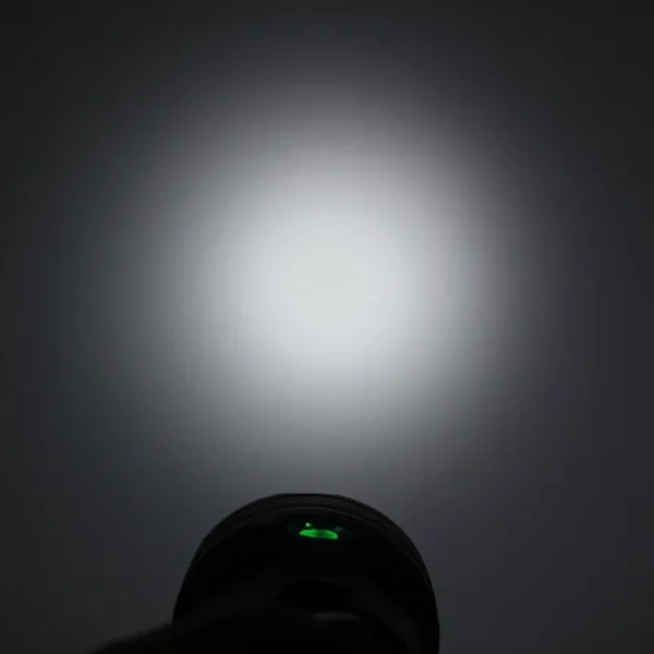 11 rechargeable flashlight Manta Ray S10 10xCREE XML 10000lm