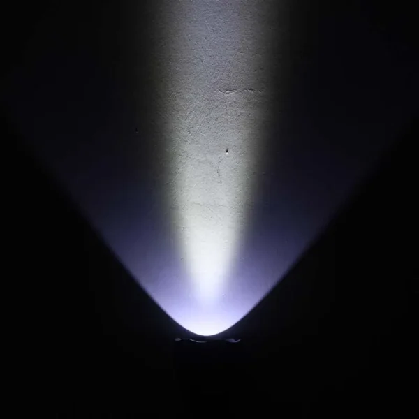 most powerful flashlight Manta Ray C8 LUMINUS SST-40-W 1650lm