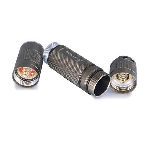 best camping flashlight CREE XM-L3 2200 Lumens 6A Constant Current S21