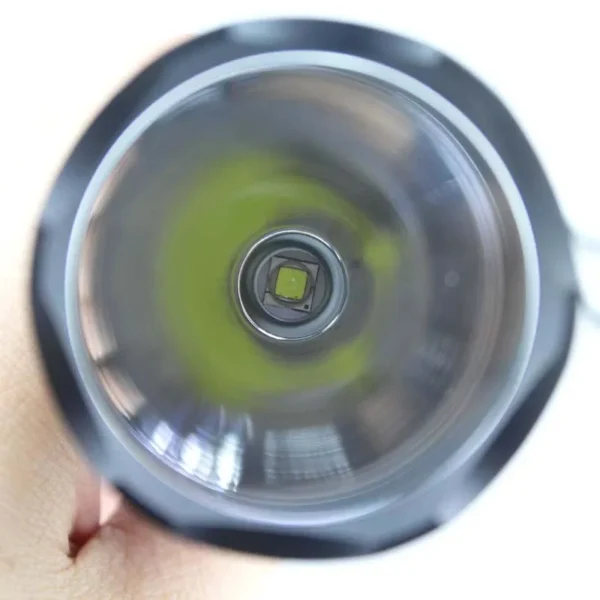 most powerful flashlight Manta Ray C8 LUMINUS SST-40-W 1650lm