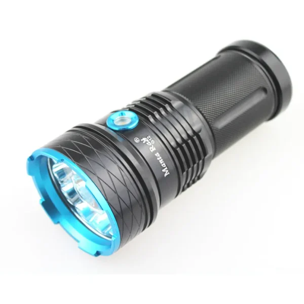 IMG_2659 led flashlight Manta Ray G12 12xCREE XML 12000lm