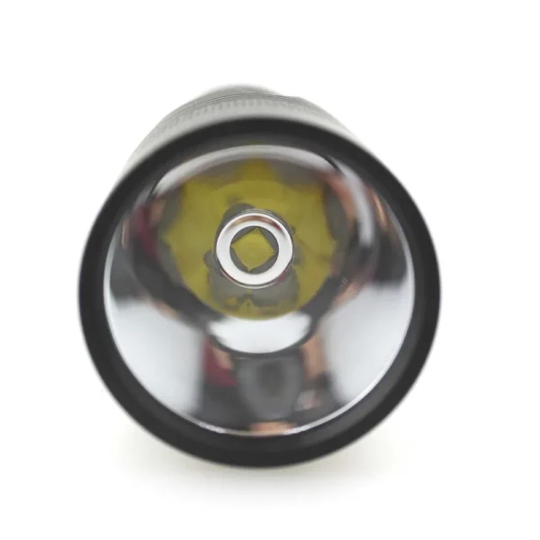 powerful flashlight Manta Ray C8.2 18W CREE XH-P 50.2 2654lm