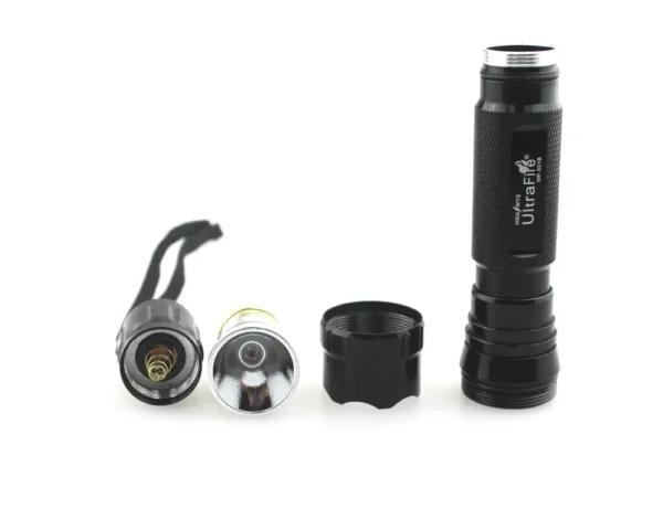 IMG_2970 colored flashlight Ultra Fire WF-501B CREE XP-E2 585nm Amber Light