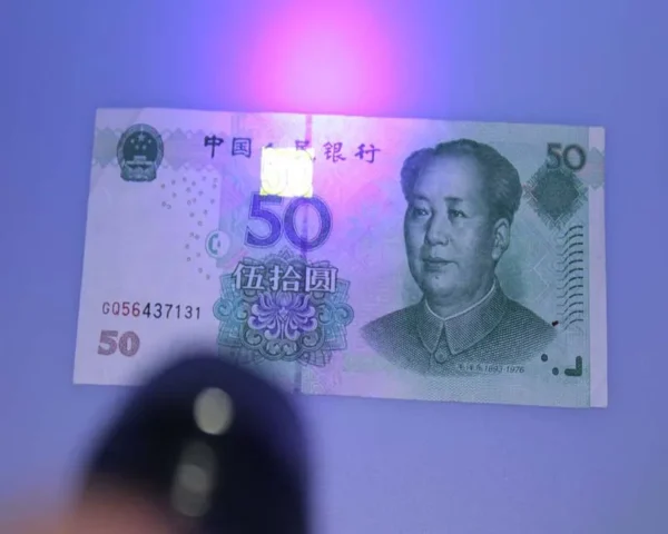 uv light flashlight Ultra Fire 501A 410nm UV Flashlight