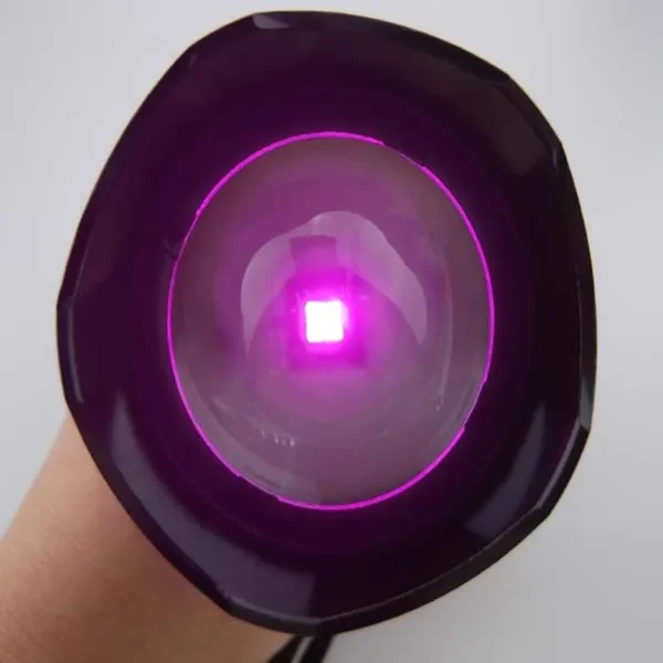 15 850nm UniqueFire UF-T20 850nm Infrared Red Zooming IR Flashlight